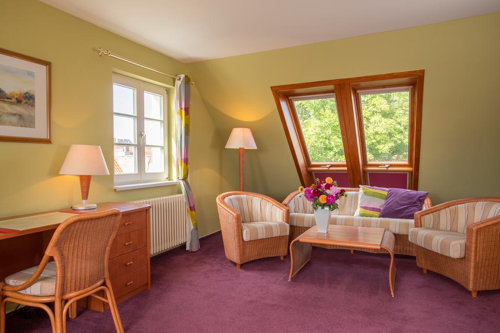 Up Hus Hotel Neuruppin Quarto foto